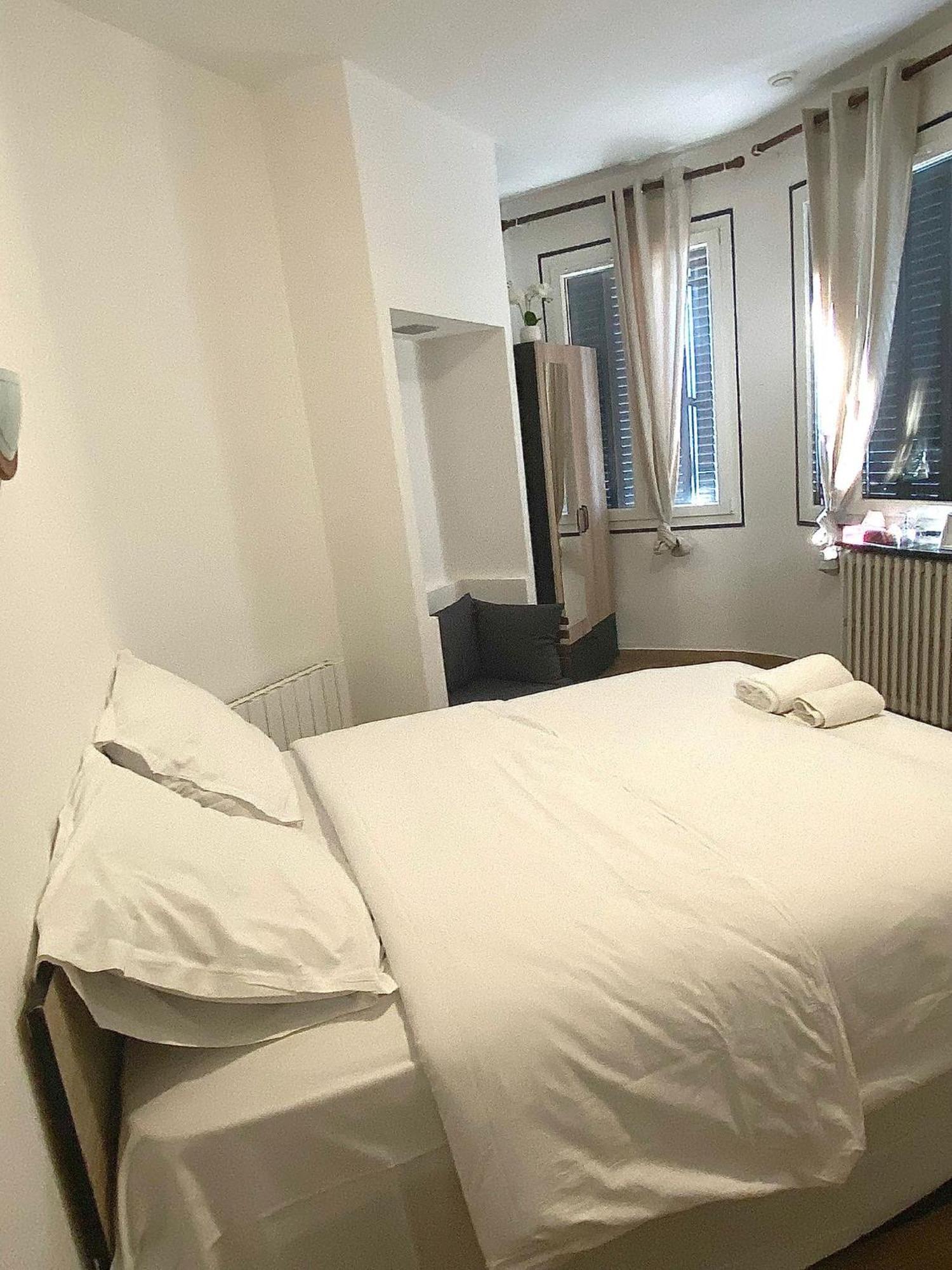 Hotel & Restaurant Isvara Breteuil Extérieur photo